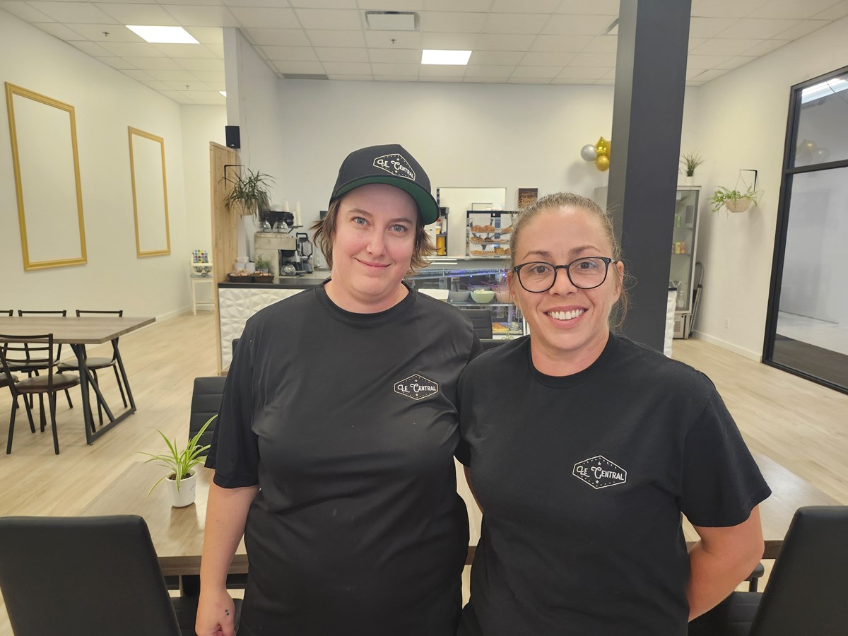 Marie-Ève Fafard et Kristina Lavigne - Propriétaires du Central